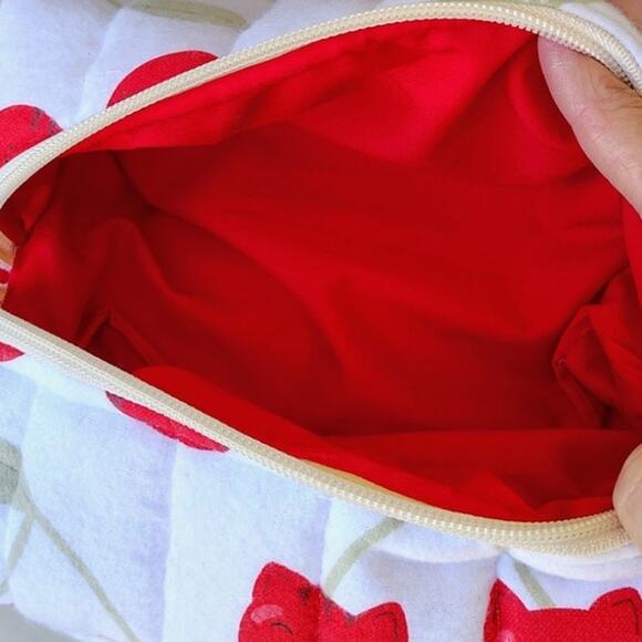 NEW Cherry Tiger Flannel quilted boxy bag with mini Zip bag / 2pc set - Picture 6 of 10